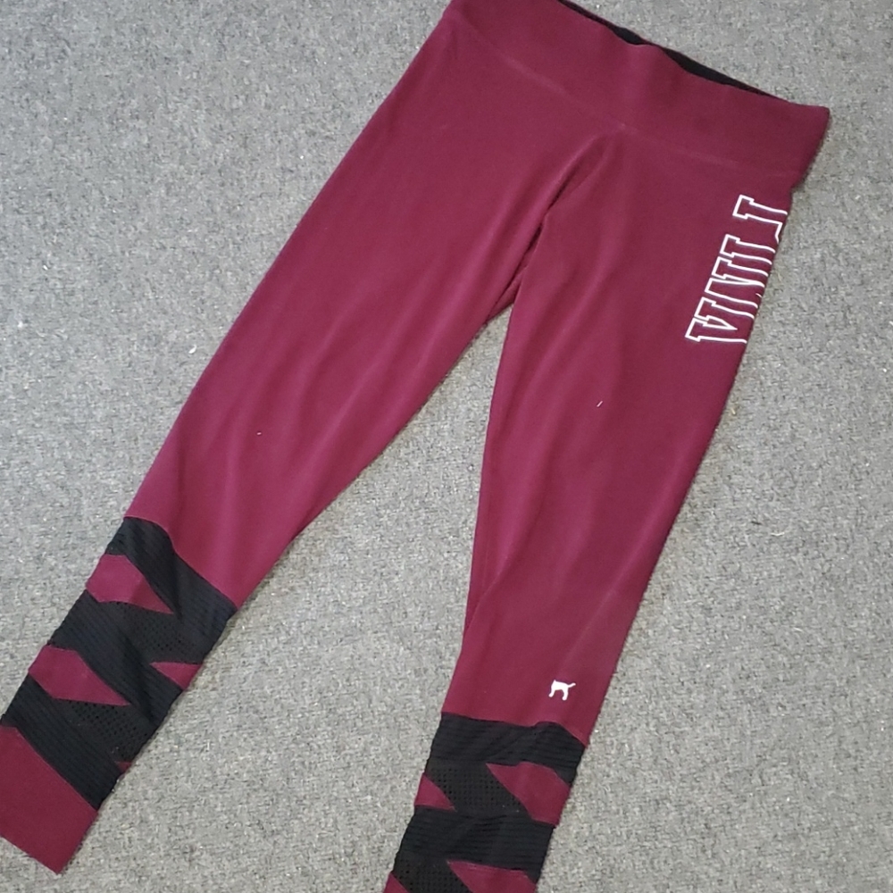 PINK yoga pants.      #3057